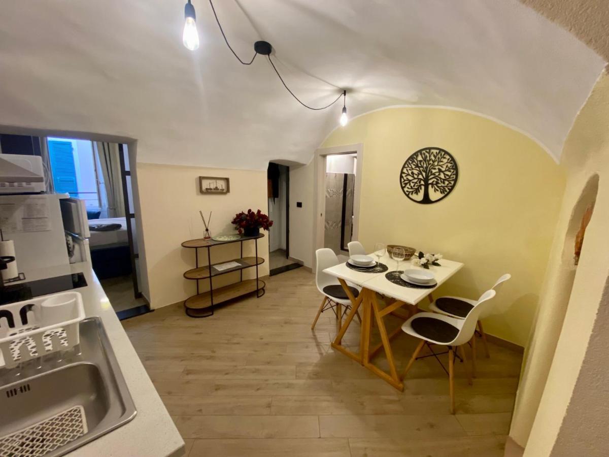 Bike Room - Sea Caves Pietra Ligure Exterior photo
